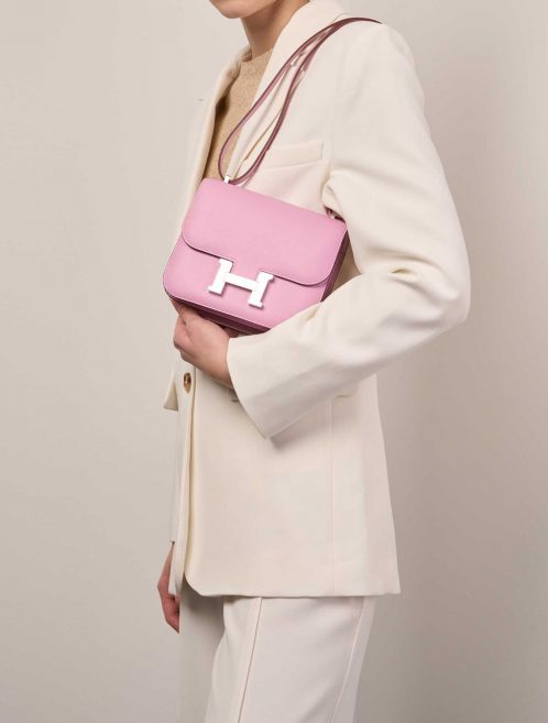 Hermès Constance 18 MauveSylvestre Sizes Worn | Sell your designer bag on Saclab.com