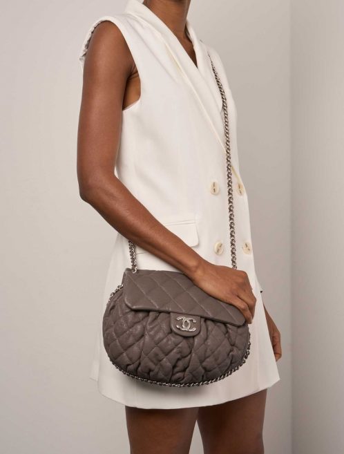 Chanel ChainAround Taupe Sizes Worn | Sell your designer bag on Saclab.com
