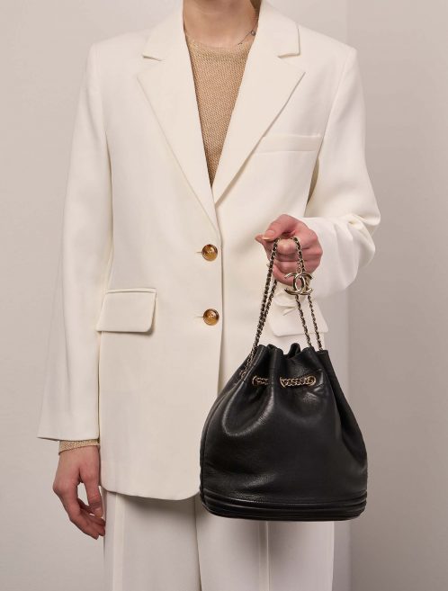 Chanel DrawstringBucket Onesize Black Sizes Worn | Sell your designer bag on Saclab.com