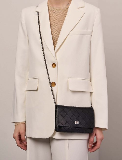 Chanel Reissue WOC Black Sizes Worn | Sell your designer bag on Saclab.com