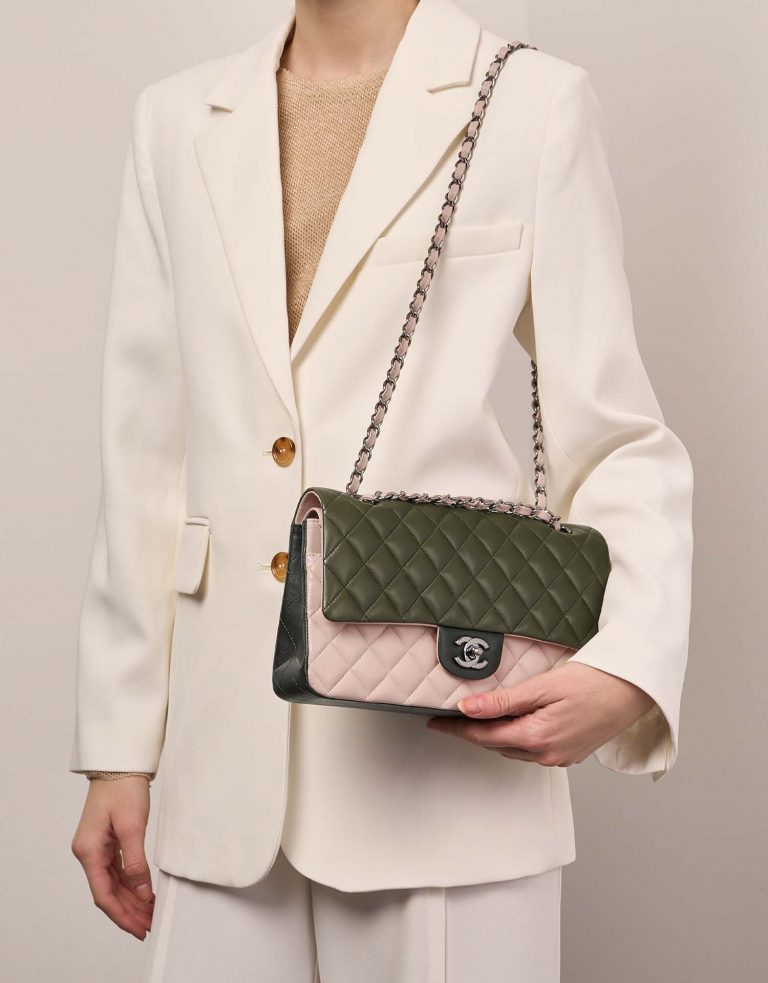 Pre-owned Chanel bag Timeless Medium Lamb Tri-colour Rose / Khaki / Emerald Green Front | Sell your designer bag on Saclab.com