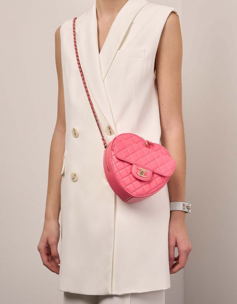 Chanel TimelessHeart Medium Pink Front  | Sell your designer bag on Saclab.com
