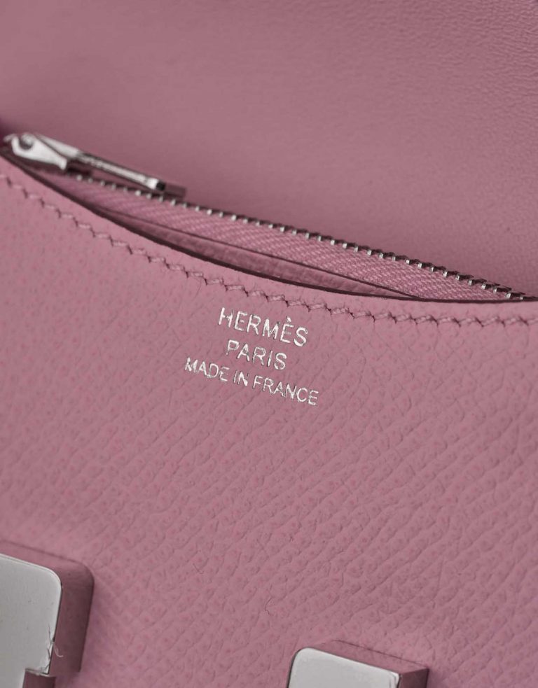 Hermès Constance SlimWallet MauveSilvestre Logo  | Sell your designer bag on Saclab.com