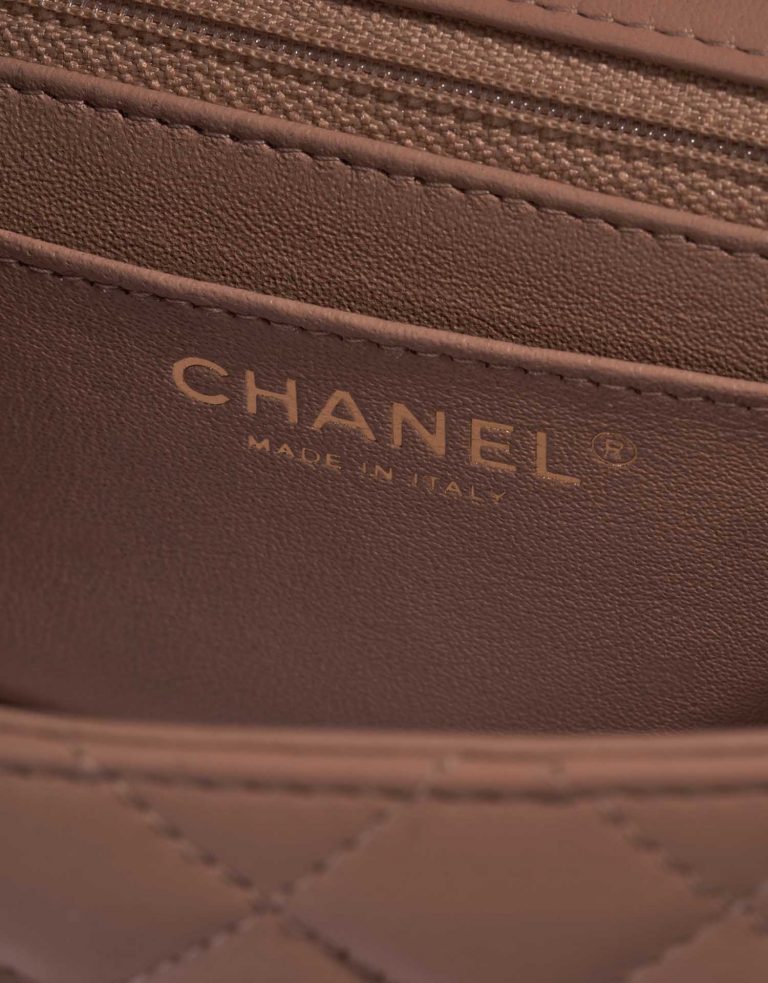 Chanel Timeless MiniSquare BeigeRose Logo  | Sell your designer bag on Saclab.com