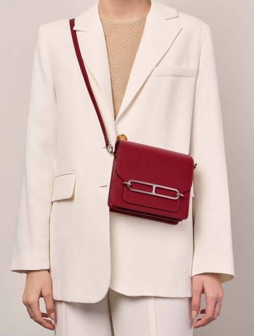 Hermès Roulis 18 RougeGrenate Sizes Worn | Sell your designer bag on Saclab.com