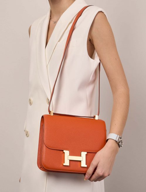 Hermès Constance 24 Feu Sizes Worn | Sell your designer bag on Saclab.com