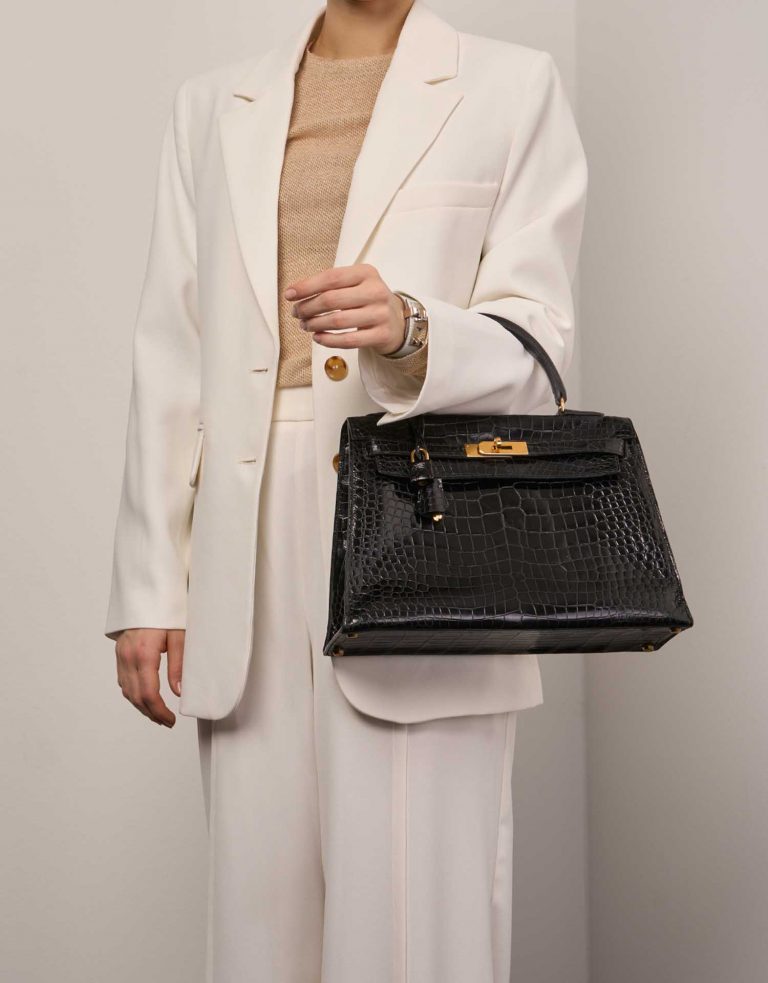 Hermès Kelly 32 Black 0F | Sell your designer bag on Saclab.com