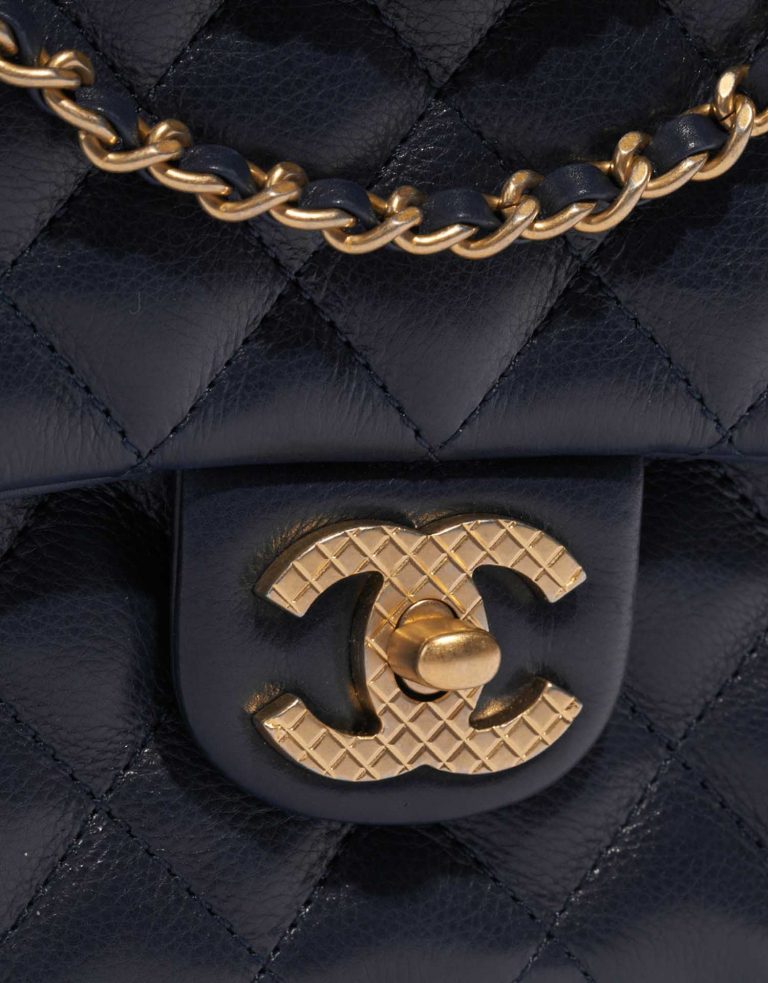 Chanel Timeless Medium Marine Closing System  | Sell your designer bag on Saclab.com