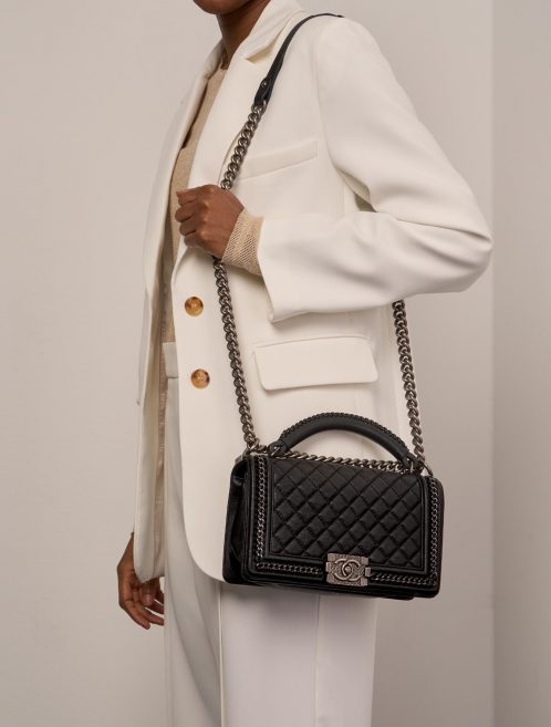 Chanel Boy OldMedium Black 1M | Sell your designer bag on Saclab.com