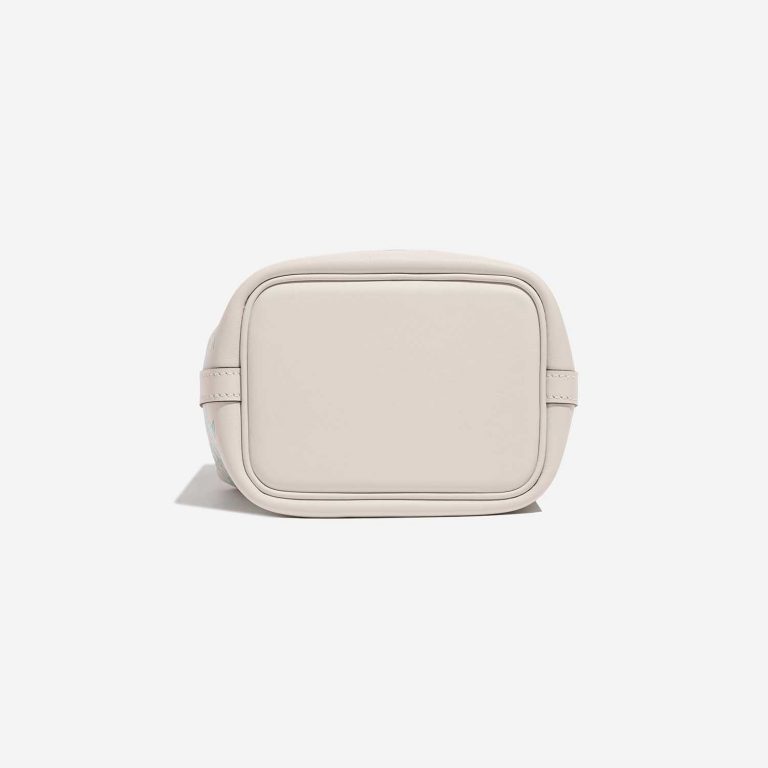 Hermès Picotin 14 Nata-Vert-Blanc Bottom  | Sell your designer bag on Saclab.com