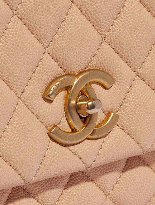 Chanel TimelessHandle Medium Beige Closing System  | Sell your designer bag on Saclab.com