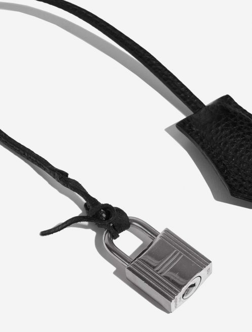 Hermès Kelly 40 Black signs of wear | Sell your designer bag on Saclab.com