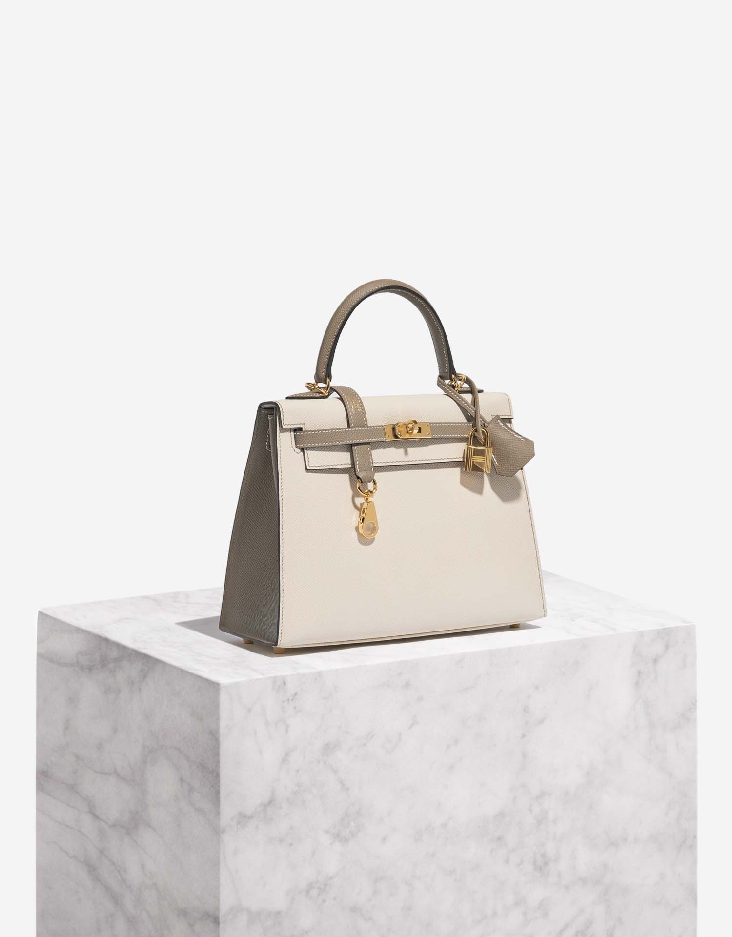 【HERMES】25SS ニュー H パサン コンパクト ウォレット craie HERMES】25SS ニュー H パサン コンパクト ウォレット craie