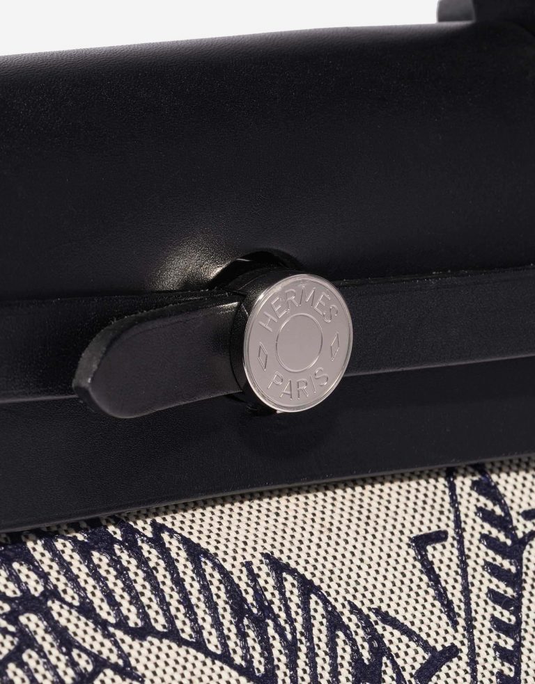 Hermès Herbag 31 Black-Ecru Closing System  | Sell your designer bag on Saclab.com