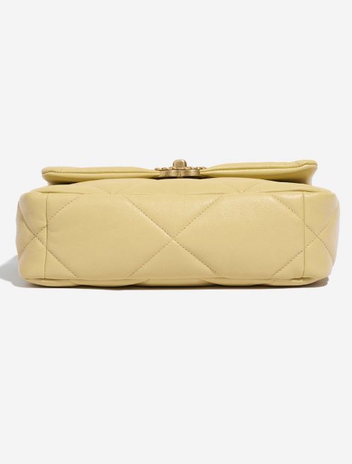 Chanel 19 FlapBag PastelYellow Bottom  | Sell your designer bag on Saclab.com