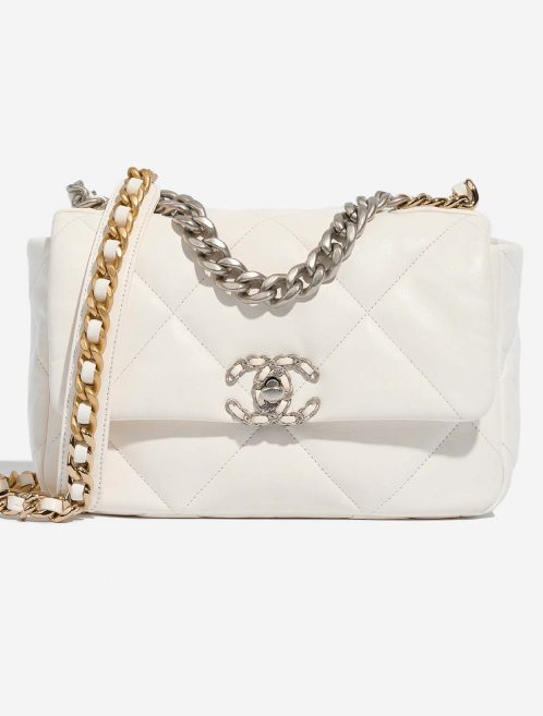 Chanel 19 FlapBag White Front  | Sell your designer bag on Saclab.com
