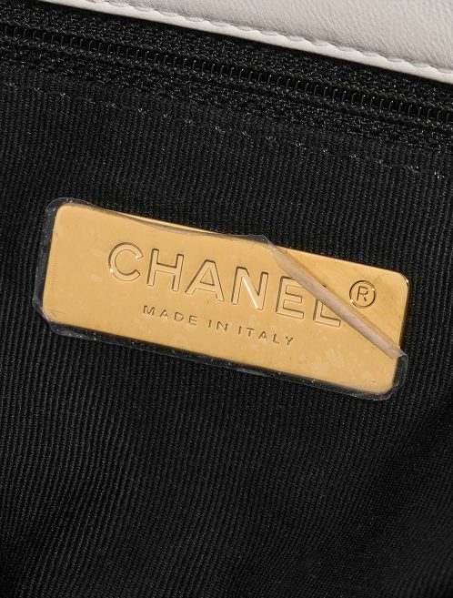 Chanel 19 FlapBag White Logo  | Sell your designer bag on Saclab.com