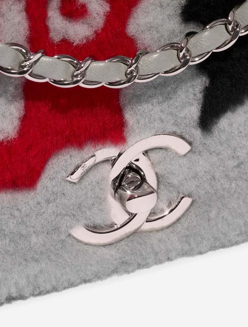 Chanel Timeless SpecialSize Multicolor Closing System  | Sell your designer bag on Saclab.com