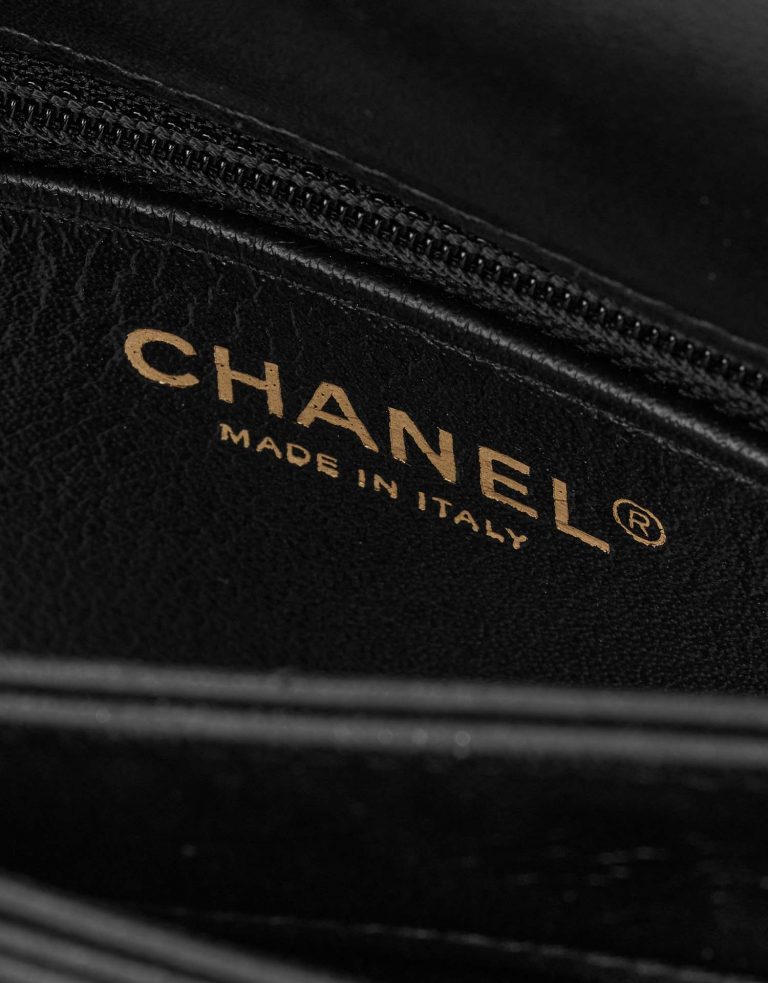 Chanel Trendy CC Medium Lamb Black Logo | Sell your designer bag