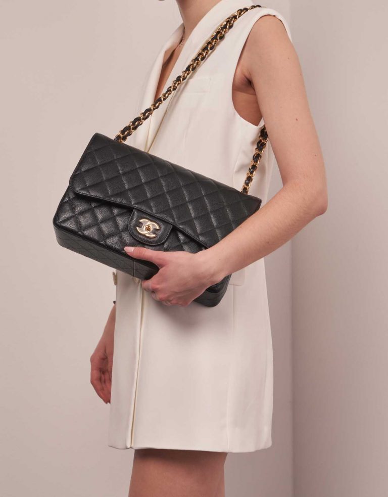 Chanel Timeless Jumbo Black 1M | Sell your designer bag on Saclab.com