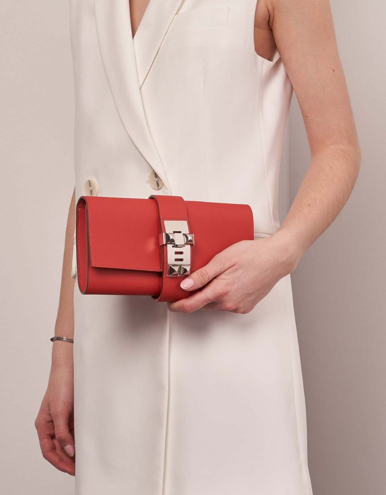 Hermès Medor OneSize RougeTomate 1M | Sell your designer bag on Saclab.com