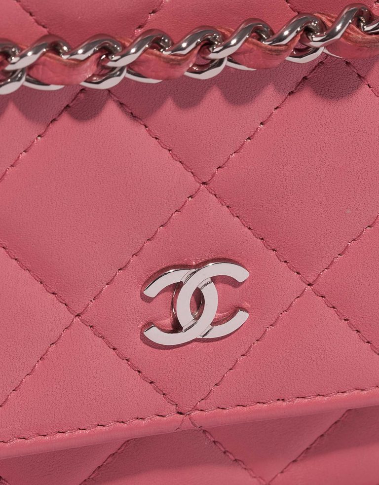 Chanel Timeless WOC Pink Closing System  | Sell your designer bag on Saclab.com