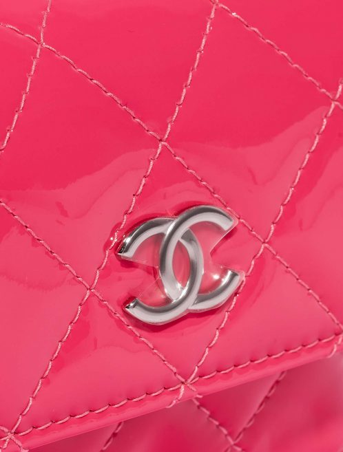Chanel DoubleWaistBag Mini Black-Pink Closing System  | Sell your designer bag on Saclab.com