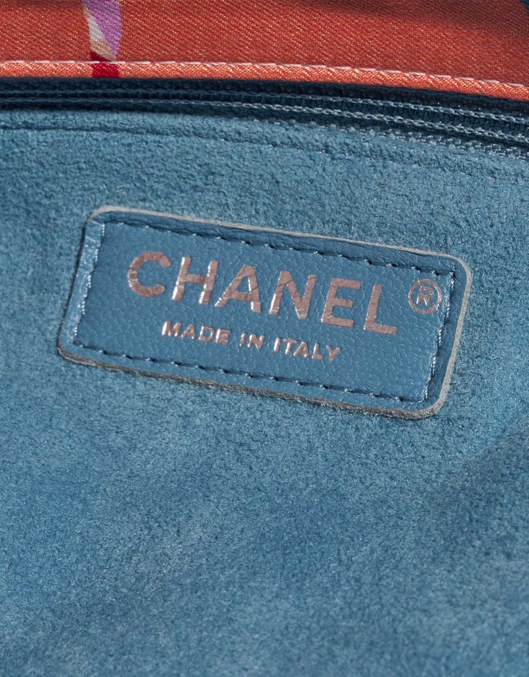 Chanel Timeless Maxi Multicolor Logo  | Sell your designer bag on Saclab.com
