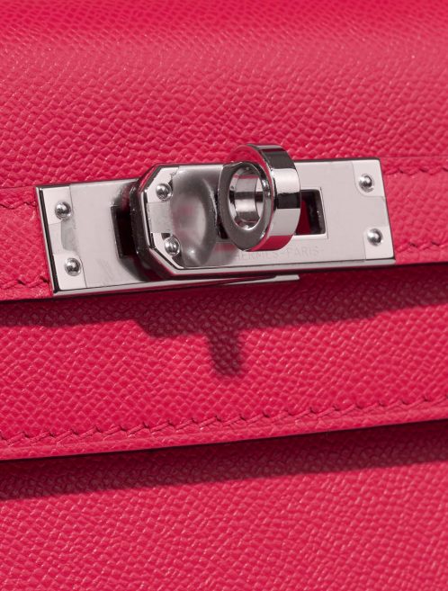 Hermès Kelly 25 RoseExtreme-RougePiment Closing System  | Sell your designer bag on Saclab.com