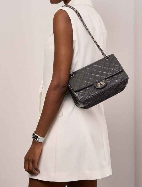 Chanel 255 224 Grey 1M | Sell your designer bag on Saclab.com