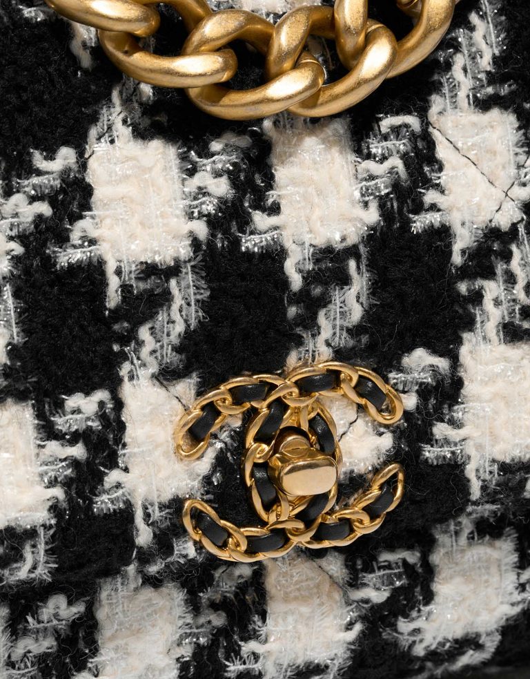 Pre-owned Chanel bag 19 Flap Bag Maxi Tweed Black / White Black, Multicolour, White | Sell your designer bag on Saclab.com