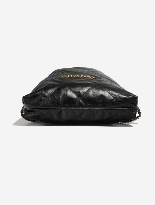 Pre-owned Chanel bag 22 Backpack Calf Black Black | Sell your designer bag on Saclab.com
