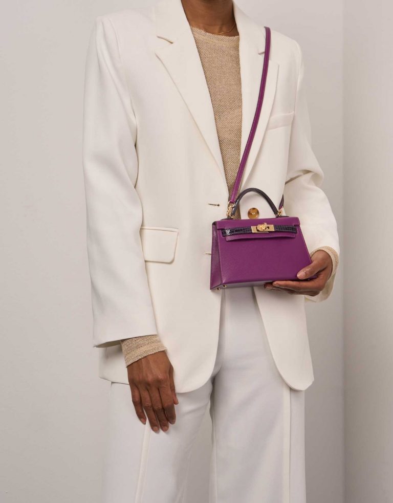 Pre-owned Hermès bag Kelly Mini Touch Alligator / Veau Madame Amethyst / Anemone Violet | Sell your designer bag on Saclab.com