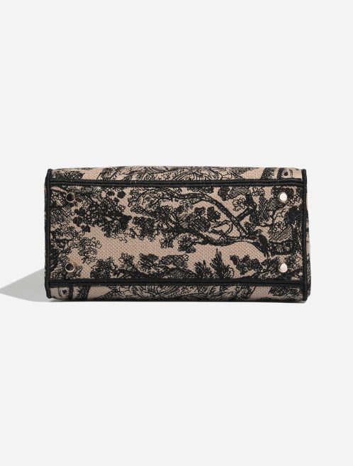 Dior Lady Medium Beige-Black Bottom  | Sell your designer bag on Saclab.com
