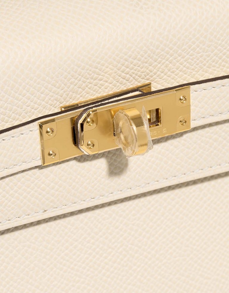 Hermès Kelly 25 Nata Closing System  | Sell your designer bag on Saclab.com