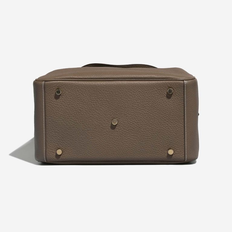 Hermès Lindy 30 Etoupe Bottom  | Sell your designer bag on Saclab.com