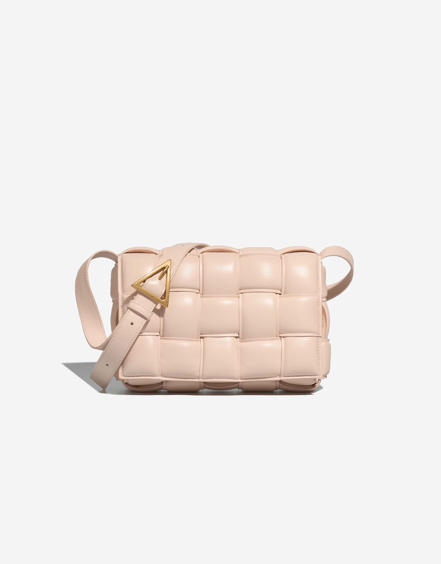 ファッション雑貨・小物その他 BOTTEGA VENETA Cassette Box - L Bottega Veneta® Cassette Box - L in Red stone. Shop online now.