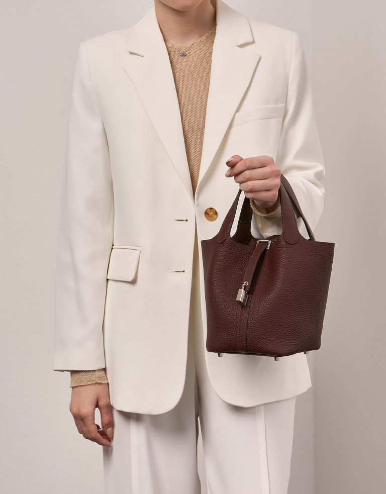 Hermès Picotin 18 RougeSellier Front  | Sell your designer bag on Saclab.com