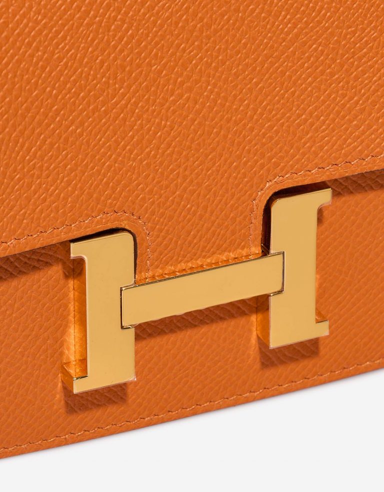 Hermès Constance SlimWallet OrangeH Closing System  | Sell your designer bag on Saclab.com