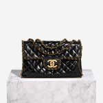 Chanel Timeless Maxi Black Front  | Sell your designer bag on Saclab.com