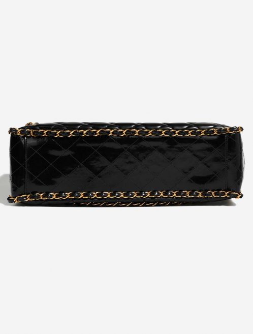 Chanel Timeless Maxi Black Bottom  | Sell your designer bag on Saclab.com