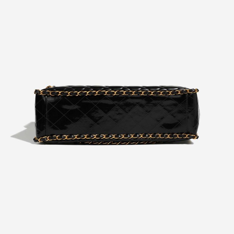 Chanel Timeless Maxi Black Bottom  | Sell your designer bag on Saclab.com