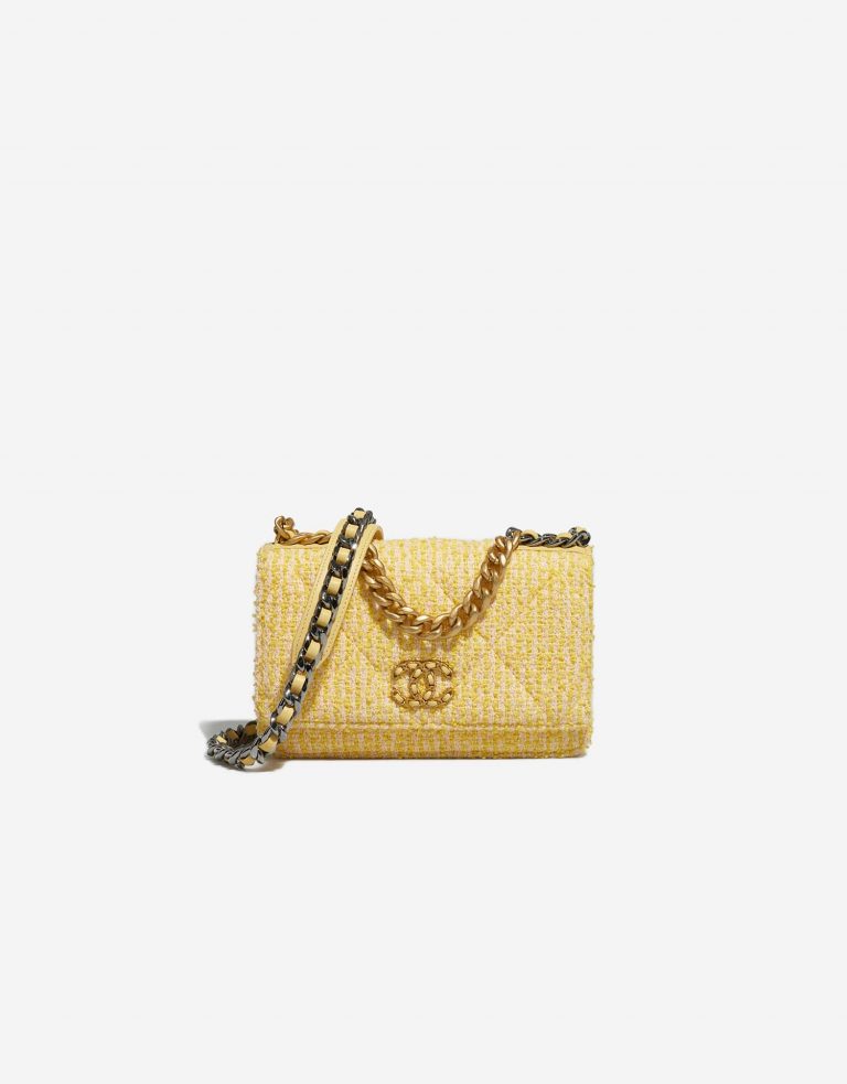 Chanel 19 WOC Yellow-Beige Front  | Sell your designer bag on Saclab.com
