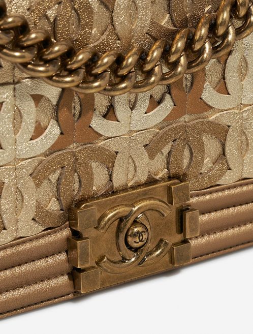 Chanel Boy OldMedium Gold-Bronze-Champagne Closing System  | Sell your designer bag on Saclab.com