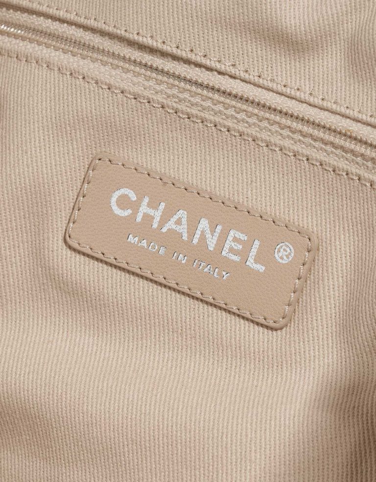 Chanel ShoppingTote OneSize Beige Logo  | Sell your designer bag on Saclab.com