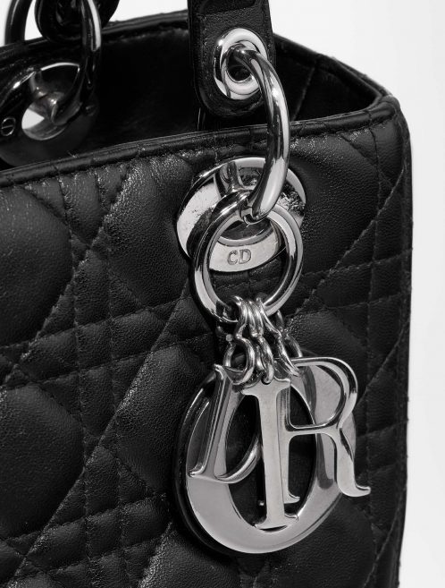 Dior Lady Medium Black Closing System  | Sell your designer bag on Saclab.com