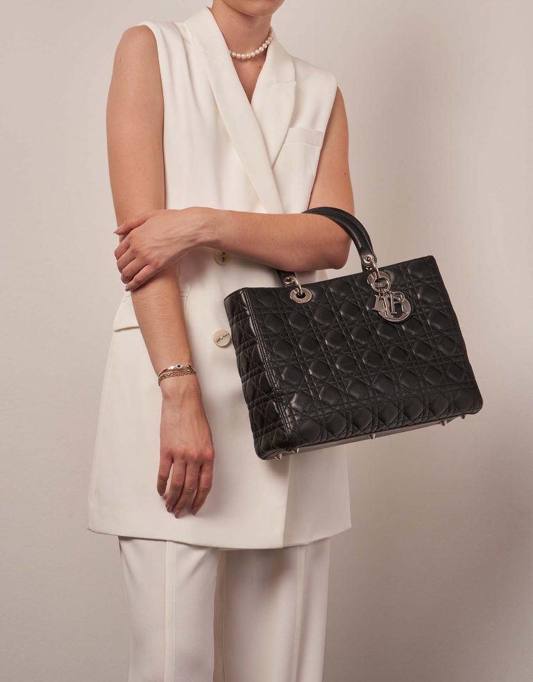 Dior Lady Large Black Front  | Sell your designer bag on Saclab.com