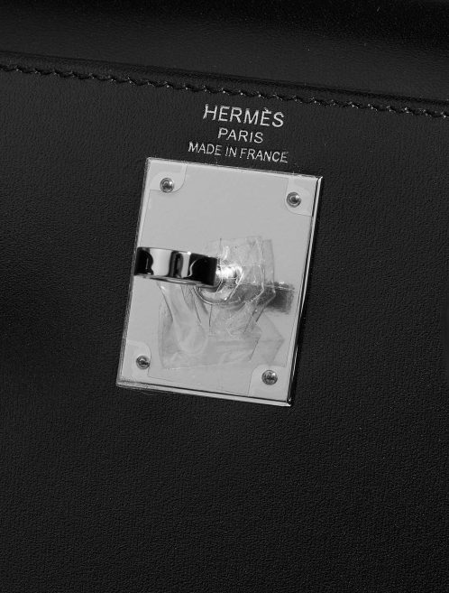 Hermès Kelly 28 Black Logo  | Sell your designer bag on Saclab.com