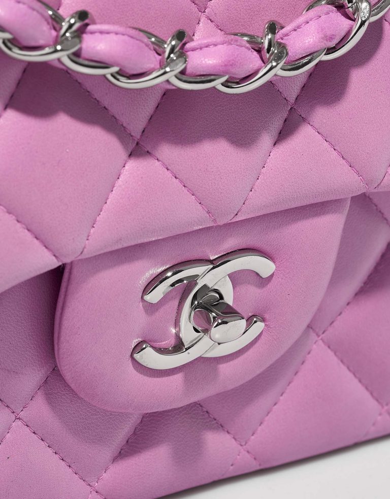 Chanel Timeless Jumbo Violet Closing System  | Sell your designer bag on Saclab.com