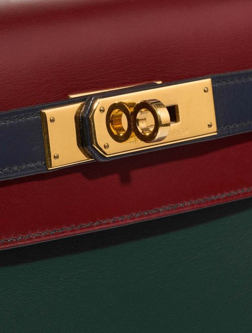 Hermès Kelly 28 VertFonce-RougeH-Indigo Closing System  | Sell your designer bag on Saclab.com